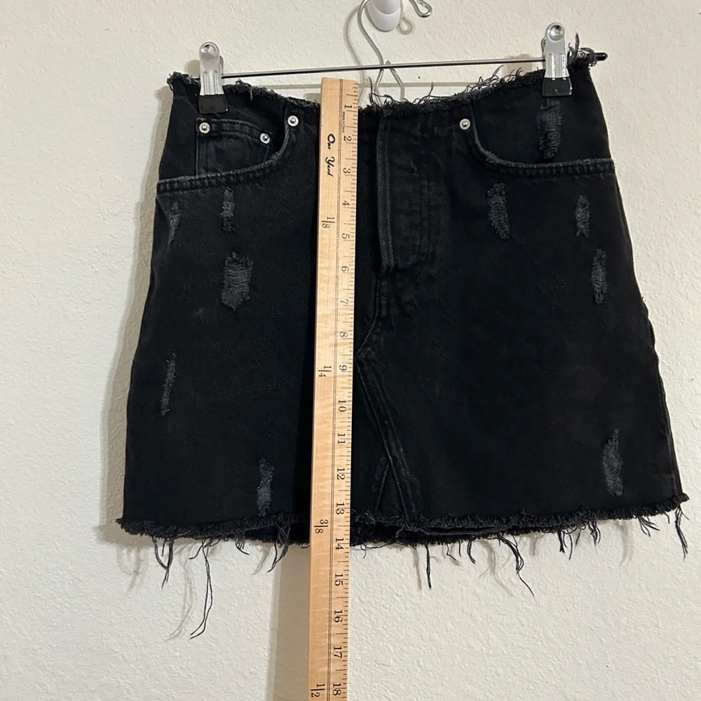 Urban Outfitters BDG Black Denim Raw Edge Mini Skirt Button Fly XS - Picture 7 of 8